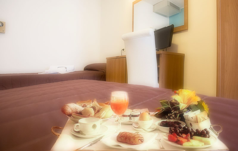 hotel 2 stelle riccione