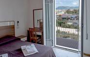 hotel riccione 2 stelle con vista mare