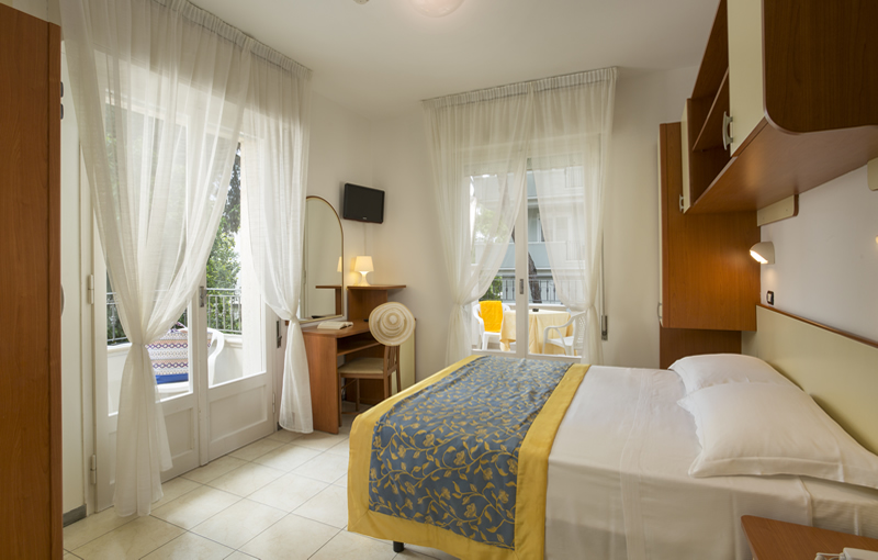 hotel 3 stelle riccione camera doppia