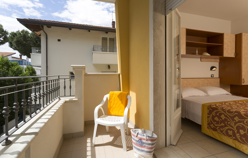 hotel 3 stelle riccione camera con balcone