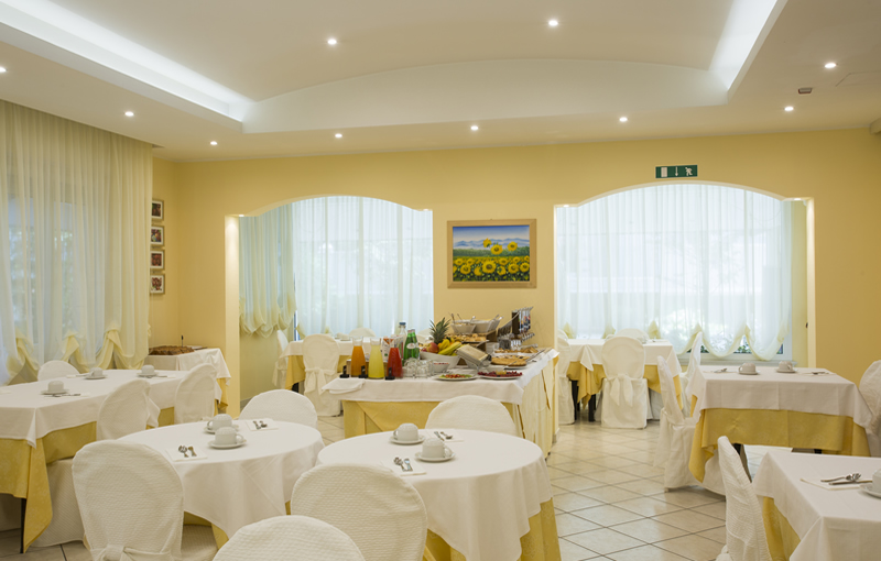 hotel riccione 3 stelle con ristorante