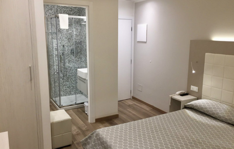 camera superior hotel 3 stelle riccione