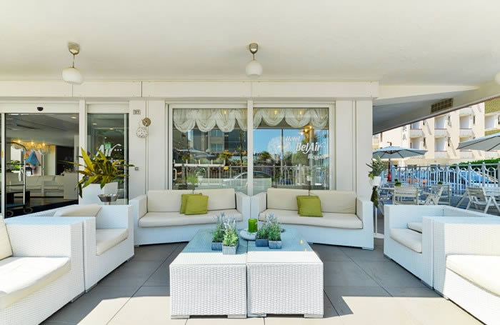 hotel riccione con veranda