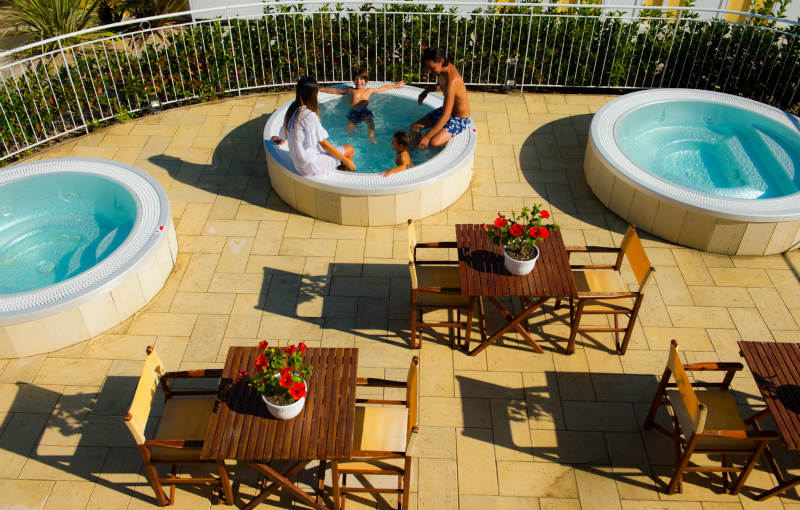 hotel riccione vicino al mare