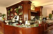 hotel riccione con bar