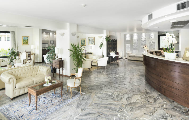 hotel riccione vicino al mare
