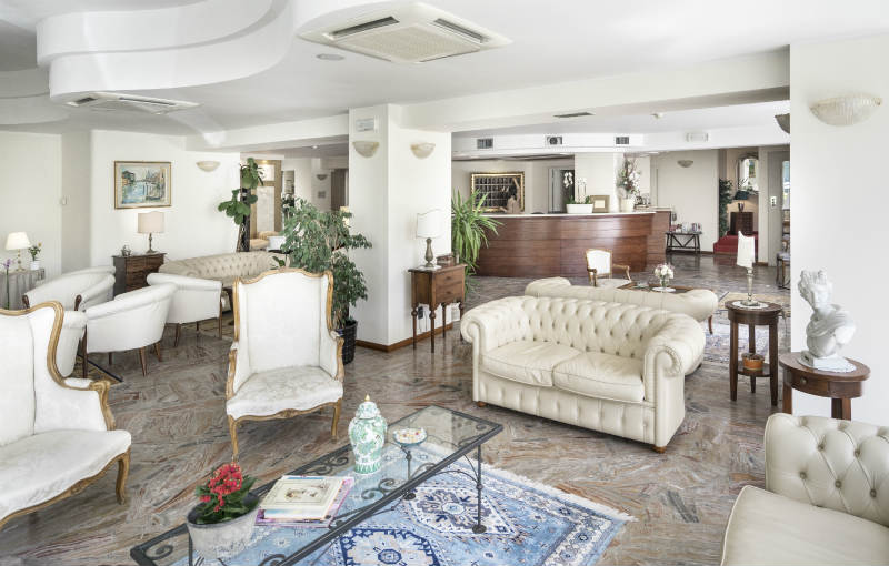 hotel riccione elegante