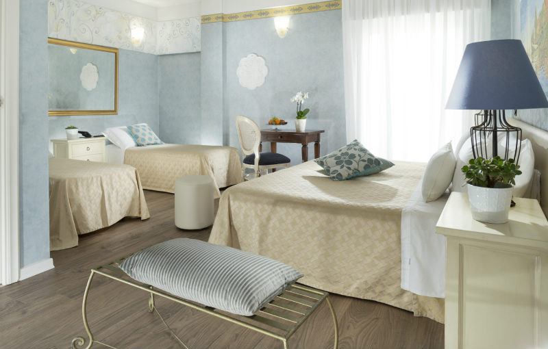 hotel riccione camere quadruple