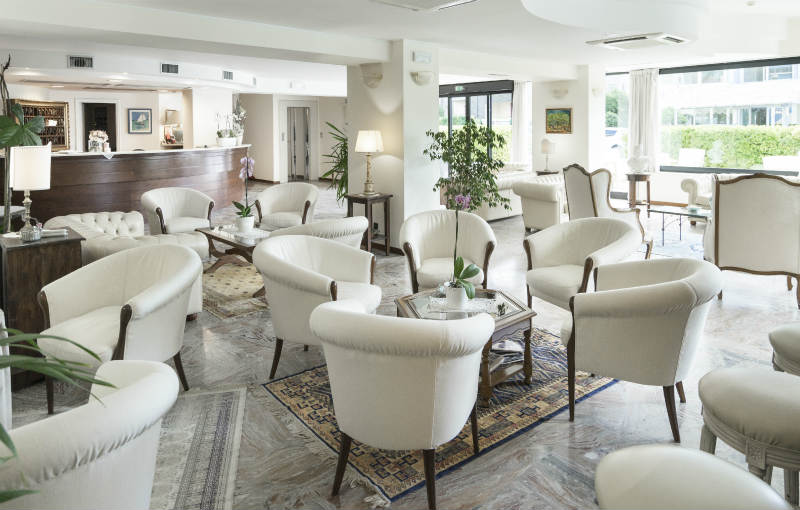 hotel 4 stelle riccione sul mare