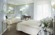 hotel riccione camera tripla